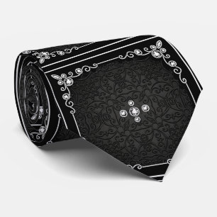 Design noir et argenté avec cravate à look Diama