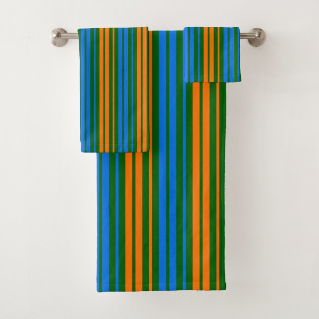 Dessin à rayures verticales vert orange bleu   (En situation)