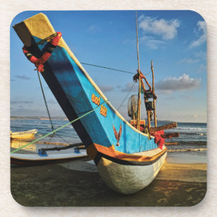 Dessous-de-verre Bateau de pêche coloré par l'océan