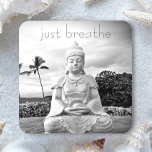 Dessous-de-verre Buddha Hawaii noir et blanc Photo Breathe<br><div class="desc">"Respire." Chaque fois que je visite la Grande Île, je dois aller à ce Bouddha. Quelque chose sur la splendeur de l'océan, le visage paisible, et la solitude de son emplacement me fait me sentir calme, serein et heureux. Prenez un moment pour vous détendre chaque fois que vous vous détendez...</div>
