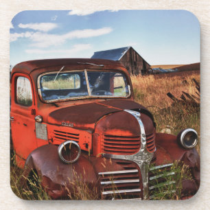 Dessous-de-verre Camion Dodge orange rouillé avec ferme abandonnée