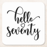 Dessous-de-verre Carré En Papier 70e Anniversaire Femmes Bonjour 70 mignonnes 70 an<br><div class="desc">70th Birthday Women Hello 70 mignon 70 ans - Le cadeau parfait et mignon 70th anniversaire pour les femmes! Fait une grande tenue ou décoration pour une fête d'anniversaire. Un cadeau génial pour votre ami ou maman,  femme,  grand-mère ou soeur!</div>