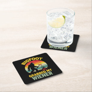 Dessous-de-verre Carré En Papier Big Foot a attrapé ma saucisse drôle Sasquatch