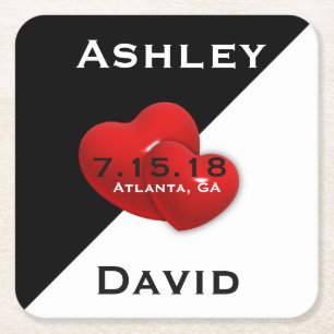 Dessous-de-verre Carré En Papier Blanc de noir avec des économies rouges de coeur