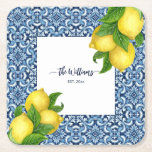 Dessous-de-verre Carré En Papier Bleu orné Amalfi italien carreaux et citrons tissu<br><div class="desc">Bleu orné Amalfi tuiles italiennes et citrons avec un nom dessous de verre. Peut être un cadeau personnalisé pour n'importe quelle occasion comme un mariage,  anniversaire,  nouvelle maison,  ou une fête d'anniversaire.</div>