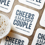 Dessous-de-verre Carré En Papier Bravo au couple heureux de la répétition mariage b<br><div class="desc">Avant le jour de votre mariage, amusez-vous avec une célébration "Brews Before I Do". Que ce soit pour un dîner de répétition, une soirée de baccalauréat ou une fête de fiançailles, ce dessous de verre audacieux et amusant est parfait pour une brasserie ou une fête autour de la bière. Ce...</div>