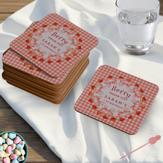 Dessous-de-verre Carré En Papier Coquette Berry First Birthday Red Gingham  (Coquette Berry First Birthday Red Gingham Square Paper Coaster)
