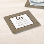 Dessous-de-verre Carré En Papier Country Rustic Horseshoe Sur Burlap Mariage<br><div class="desc">Ces dessous de verre sont parfaits pour tout couple qui planifie un mariage rustique à la campagne. L'aménagement comporte deux fer à cheval marron chanceux sur un arrière - plan rustique à effet burlap. Le design simple peut être personnalisé pour votre événement spécial et sera le décor de table parfait...</div>