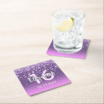 Dessous-de-verre Carré En Papier Diamants violets roses Sweet 16<br><div class="desc">Un dessous de verre élégant, glamour et girly 16ème anniversaire de fête. Flamme de couleur violet et rose avec un faux sprinkle en diamant et un cadre doré. Modèles pour un nom, 16 ans et une date. Date de naissance ou date de la fête/anniversaire. Lettres blanches et roses. Le nom...</div>
