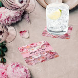 Dessous-de-verre Carré En Papier Fleurs rose blanc nom anniversaire<br><div class="desc">Un motif à fleurs rose et blanc. Personnalisez et ajoutez un nom et une date.</div>