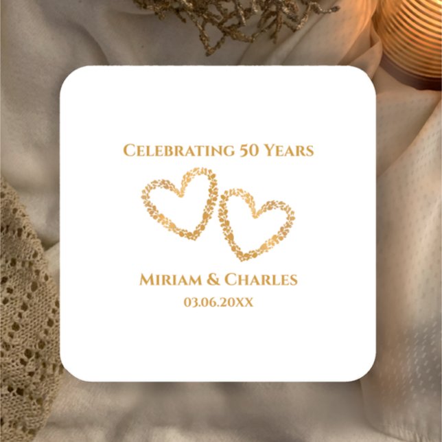Dessous-de-verre Carré En Papier Golden 50th Mariage Anniversaire Coeur personnalis (Personalize these simple elegant golden heart coasters for stylish 50th wedding anniversary table
)