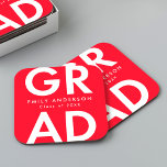 Dessous-de-verre Carré En Papier Gras Grad Red Graduation Party<br><div class="desc">Dessous de verre de papier de graduation personnalisés avec "Grad" en caractères blancs gras avec arrière - plan rouge. Personnalisez les dessous de verre de graduation en ajoutant le nom et l'année de graduation du diplômé. Les dessous de verre de remise de diplômes personnalisés sont parfaits pour les fêtes de...</div>