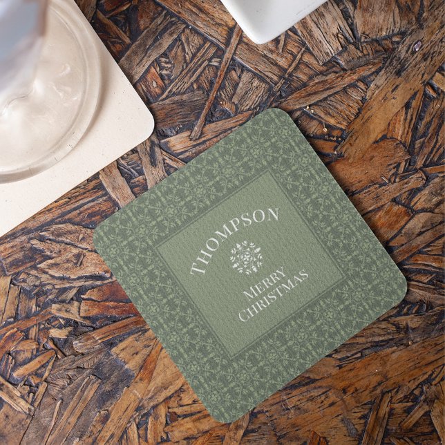Dessous-de-verre Carré En Papier Green Joyeux Noël Moderne Élégant Snowflakes (Elegant green Merry Christmas snowflake coaster with festive winter holiday drink table decor.)