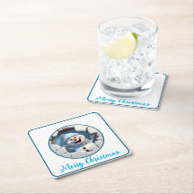 Joli bonhomme de neige de Noël à travers le mur il