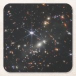 Dessous-de-verre Carré En Papier JWST James Webb Télescope Spatial Premières images<br><div class="desc">La prochaine génération de successeurs du télescope spatial Hubble, le télescope spatial James Webb de la NASA, est en poste et produit ses premières images en couleur utilisables du cosmos. Ils sont vraiment extraordinaires. Des milliers de galaxies, dont certaines avec leur lumière infrarouge qui nous atteint depuis le début de...</div>