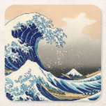 Dessous-de-verre Carré En Papier KATSUSHIKA HOKUSAI - La grande vague outre de<br><div class="desc">KATSUSHIKA HOKUSAI - La grande vague outre de Kanagawa 1829.
Bois de graveur de couleur ; reproduction</div>
