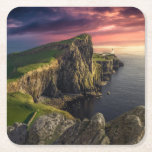 Dessous-de-verre Carré En Papier Littoral | Île de Skye, Écosse<br><div class="desc">Cette photo de Getty Images extraordinaire présente le phare de Neist Point,  Isle of Skye,  Écosse.</div>