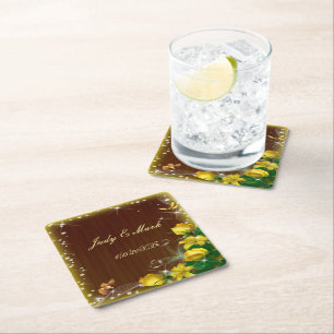Dessous-de-verre Carré En Papier Mariage de papillon fleuri en bois foncé rustique