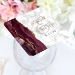 Dessous-de-verre Carré En Papier Mariage de script or en marbre d'Agate de Bourgogn<br><div class="desc">Cet élégant dessous de verre mariage moderne présente une aquarelle bordeaux et un design de géode d'aquarelle orné d'une parties scintillant en faux or. Customisez facilement le texte de la date noire sur un arrière - plan en marbre gris et blanc, ainsi que les noms de la mariée et du...</div>