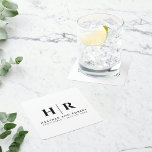 Dessous-de-verre Carré En Papier Mariage Monogramme moderne mariée et chambre perso<br><div class="desc">Elevez l'élégance de votre célébration mariage avec nos Dessous de verre en papier Mariage Monogram Modern Custom Bride et Groom Carré. Ces dessous de verre chic et minimalistes présentent un design monogramme simple mais sophistiqué en noir et blanc classique, mettant en valeur les initiales de mariée et de mariée. Idéal...</div>