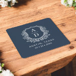 Dessous-de-verre Carré En Papier Marine Bleu Floral Monogramme Mariage Crest Modern<br><div class="desc">Ajoutez une touche élégante à votre célébration avec le Dessous de verre en papier Carré Monogram Mariage Crest moderne. Dotés d'un design sophistiqué de crête monographique, ces dessous de verre sont parfaits pour les mariages, les fiançailles ou les douches nuptiales. La forme élégante du carré et le papier absorbant de...</div>