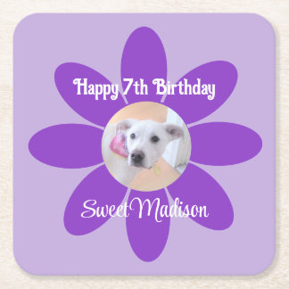 Dessous-de-verre Carré En Papier Photo d'un mignon chien chiot en fleurs violettes