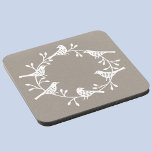Dessous-de-verre Couronne d'oiseaux Moderne Scandinave<br><div class="desc">Jolie couronne scandinave d'oiseau et de rosehip festive. Blanc sur un arrière - plan neutre.</div>