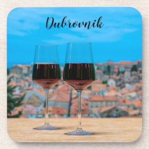 Dessous-de-verre Deux verres de vin rouge avec vue sur Dubrovnik