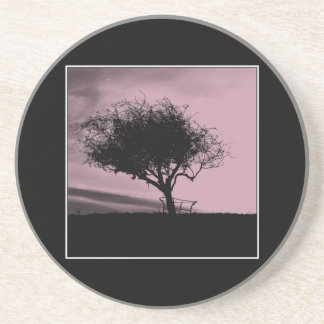 Dessous De Verre En Grès Aubépine de Glastonbury. Arbre sur la colline.