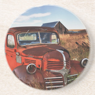 Dessous De Verre En Grès Camion Dodge orange rouillé avec ferme abandonnée