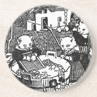 Dessous De Verre En Grès Chatons lavant la comptine de mitaines