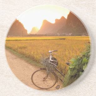 Dessous De Verre En Grès Chine, Guangxi. Yangzhou, Bicyclette à la campagne
