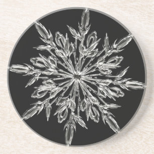 Dessous De Verre En Grès Cristal de glace unique sur fond noir