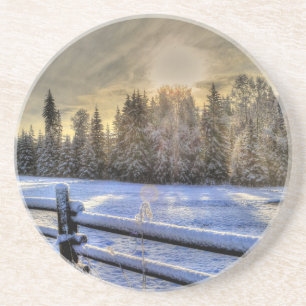 Dessous De Verre En Grès Lever de soleil sur un pâturage d'hiver en neige