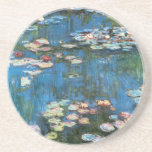 Dessous De Verre En Grès Nénuphars de Claude Monet, Impressionnisme Vintage<br><div class="desc">Nénuphar (1914) de Claude Monet est une peinture de nature impressionniste vintage. Une des nombreuses variations de peintures florales de nénuphars que Monet peint par l'étang dans son jardin fleuri à Giverny, France. À propos de l'artiste : Claude Monet (1840-1926) est un fondateur du mouvement de peinture impressionniste française, dont...</div>