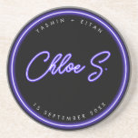 Dessous De Verre En Grès Neon moderne violet Script Nom Mariage Faveur<br><div class="desc">Faites sien votre mariage avec ces dessous de verre cool de JessicaAmber. Ces dessous de verre en pierre sont ornés d'un script de néon lumineux indiquant le nom du client. En haut, ajoutez le nom du couple. En bas, ajoutez la date du mariage. Autour du bord se trouve une fausse...</div>