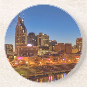 Dessous De Verre En Grès Vue du ciel de la ville à la tombée de la nuit