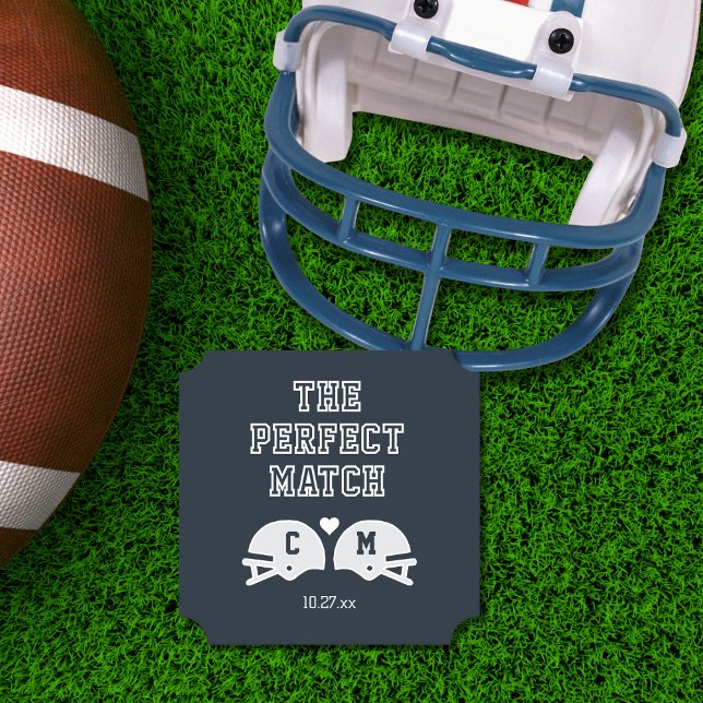 Dessous-de-verre En Papier Le Monogramme Parfait Mariage de football (Football theme wedding game day sports lovers championship touchdown coaster table decor)