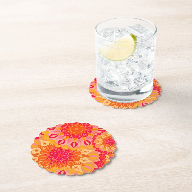 Dessous-de-verre En Papier Mandala Superposé Orange Rose Jaune (En situation)