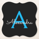 Dessous-de-verre En Papier Nom du monogramme de la fille en noir bleu<br><div class="desc">Dessous de verre en papier de nom Monogramme simple noir et bleu. Cela fait le cadeau parfait de remise de diplômes,  anniversaire,  mariage,  douche nuptiale,  anniversaire,  baby shower ou bachelorette pour quelqu'un qui aime le luxe glam et les styles chic.</div>
