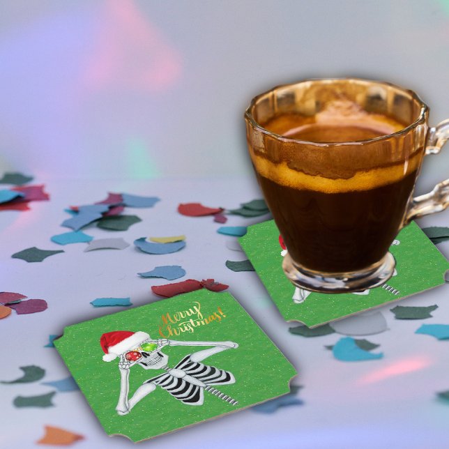Dessous-de-verre En Papier Silencieux Noël Squelette Ornement Yeux Père Noël  (Cute Merry Christmas skeleton ornaments Santa hat on green paper party drink coasters.)