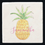Dessous-de-verre En Pierre Ananas personnalisé<br><div class="desc">Ces dessous de verre en pierre gais et lumineux sont décorés d'un ananas jaune aquarelle et d'un nom en typographie rose stylisée. Vous pouvez les customiser en changeant le nom ou en faisant un monogramme. Pour modifier davantage, utilisez l'outil de conception pour modifier la police, la taille de police ou...</div>