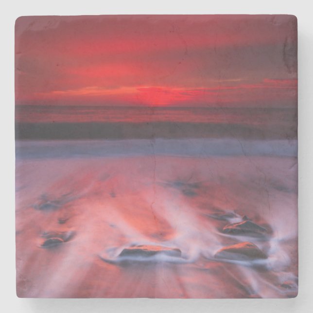 Dessous-de-verre En Pierre Aube au-dessus de la mer orageuse (Devant)