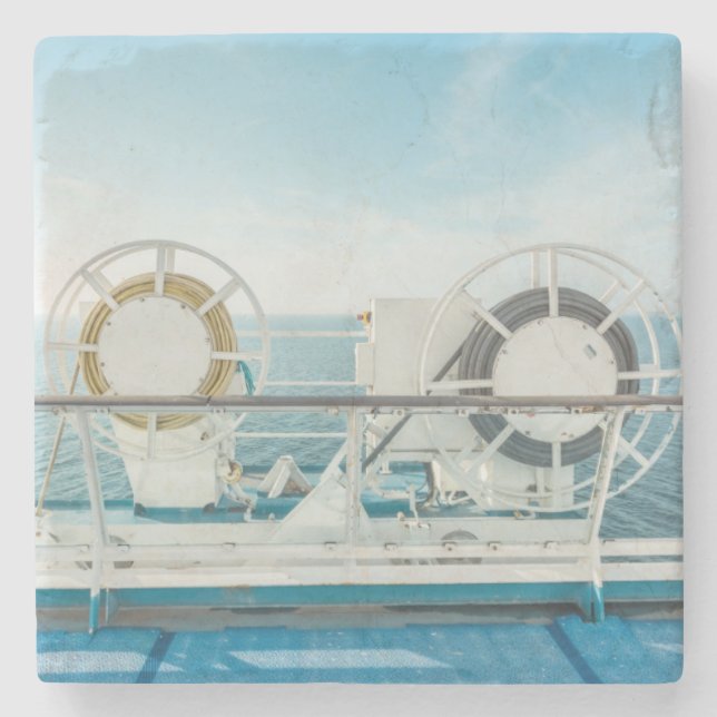 Dessous-de-verre En Pierre Balustrade d'un bateau de croisière (Devant)