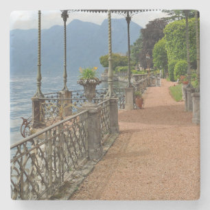 Dessous-de-verre En Pierre Belle terrasse jardin du lac de Côme Italie
