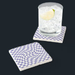 Dessous-de-verre En Pierre Chèques déformés Psychédélique rétro<br><div class="desc">Cool warped groovy checkered pattern in color of the year 2022 periwinkle featuring on a home decor for menacom, living room, kitchen or every day accessoire and products or wedding decor for trendy regood vibes. Simple twirl checks in color of year for little retro psychedelic style. Twirled and swirled checkerboard,...</div>