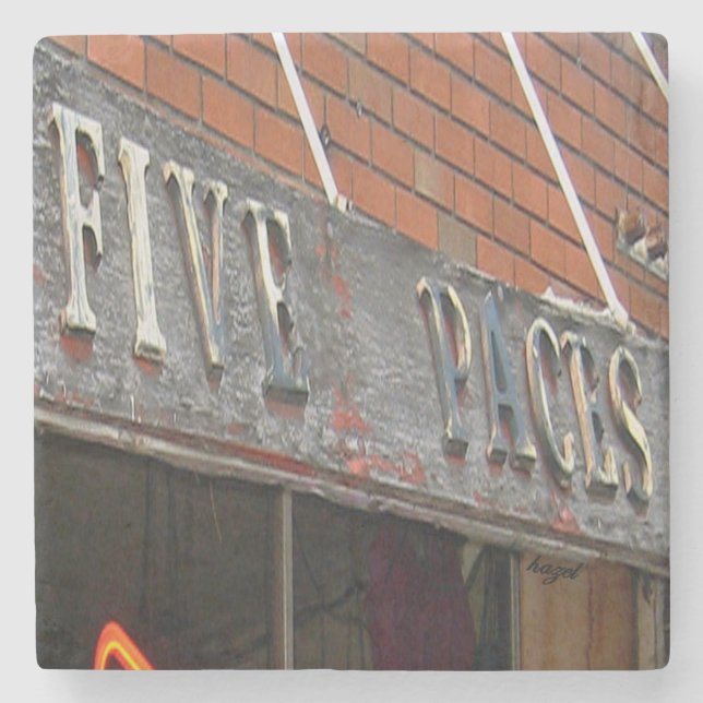 Dessous-de-verre En Pierre Cinq Paces, Une Tête À cinq Paces, Cinq Paces (Devant)