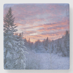 Dessous-de-verre En Pierre Coucher de soleil vibrant peint le ciel au-dessus 