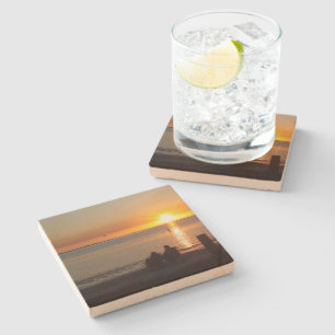 Dessous-de-verre En Pierre Couple Assis Sur La Plage Au Sunset Stone Dessous
