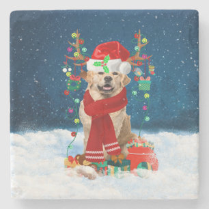 Dessous-de-verre En Pierre Golden Retriever Dog en neige avec cadeaux de Noël